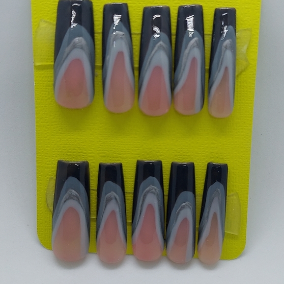 Shades of Gray Nails - Picture 3 of 5